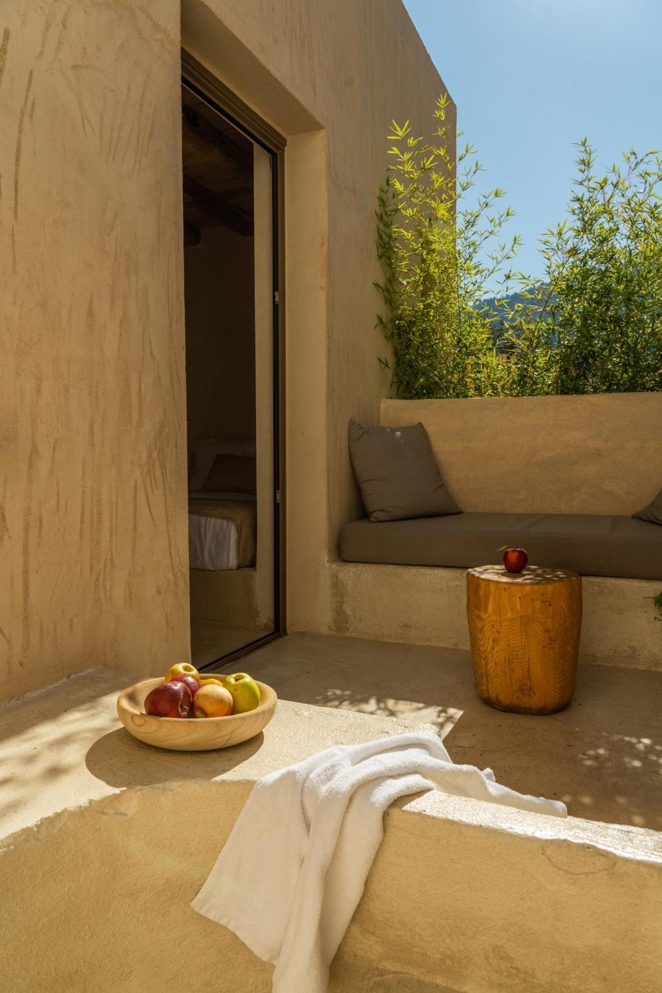 Meli Suites Isle - Adults Only Скала Потамияс Стая снимка